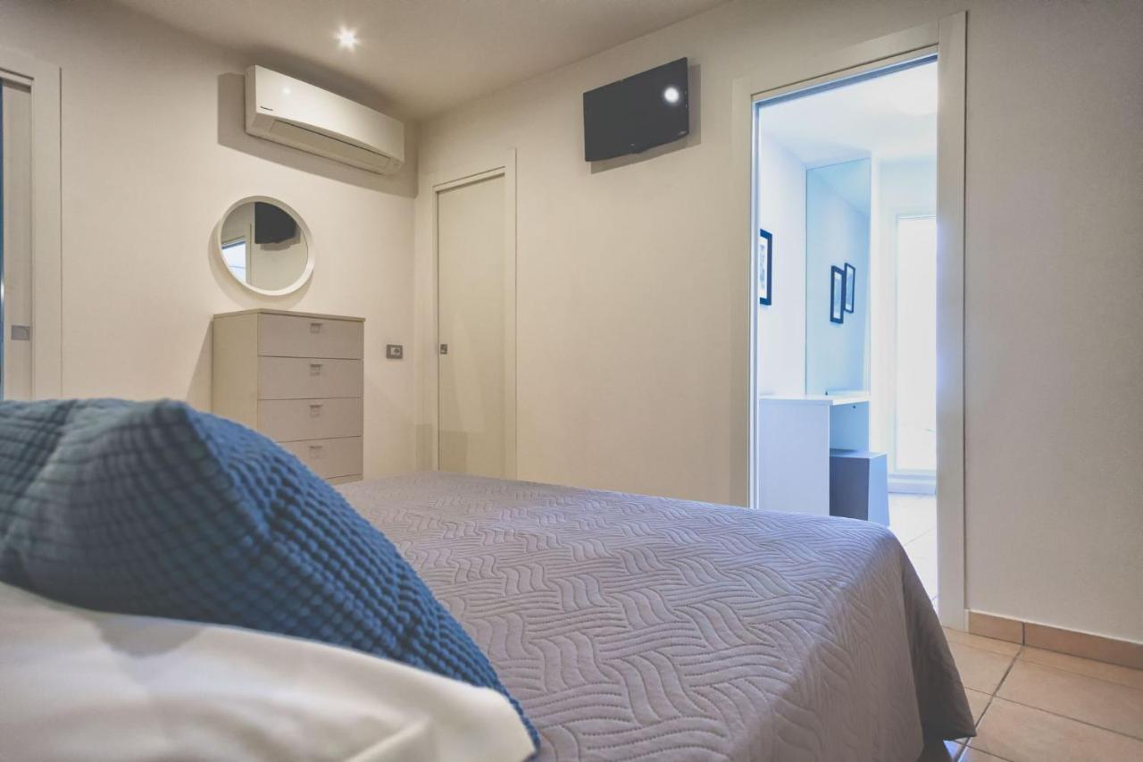 Residenza Alma Aparthotel Riccione Exteriör bild