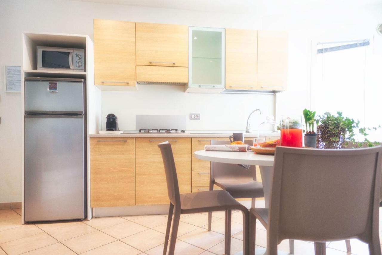 Residenza Alma Aparthotel Riccione Exteriör bild